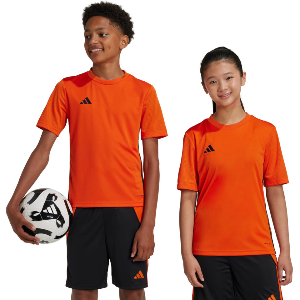Adidas Teamwear T-särk lastele Tabela 23 Jersey oranž-must JJ1157 suurus 164cm