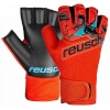 Reusch Futsal Grip Gloves M 53 70 320 3333 8