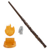 Spinmaster Wizarding World Harry Potter - Authentischer Hermine Granger Zauberstab (mit Hogwarts-Halterung)