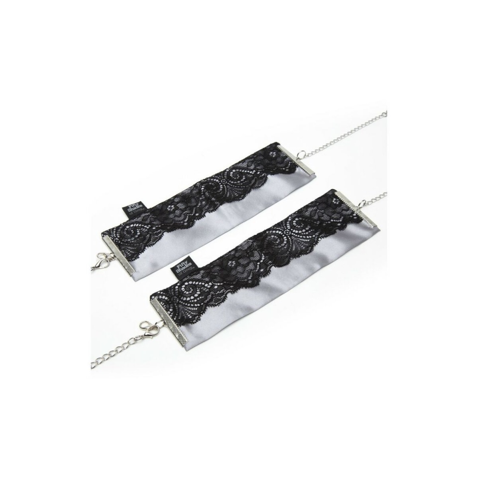 Reguleeritavad käerauad Fifty Shades of Grey Play Nice Satin Cuffs