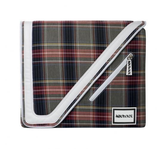 Agrodolce sülearvuti kaitseümbris Scottish College 15.4"