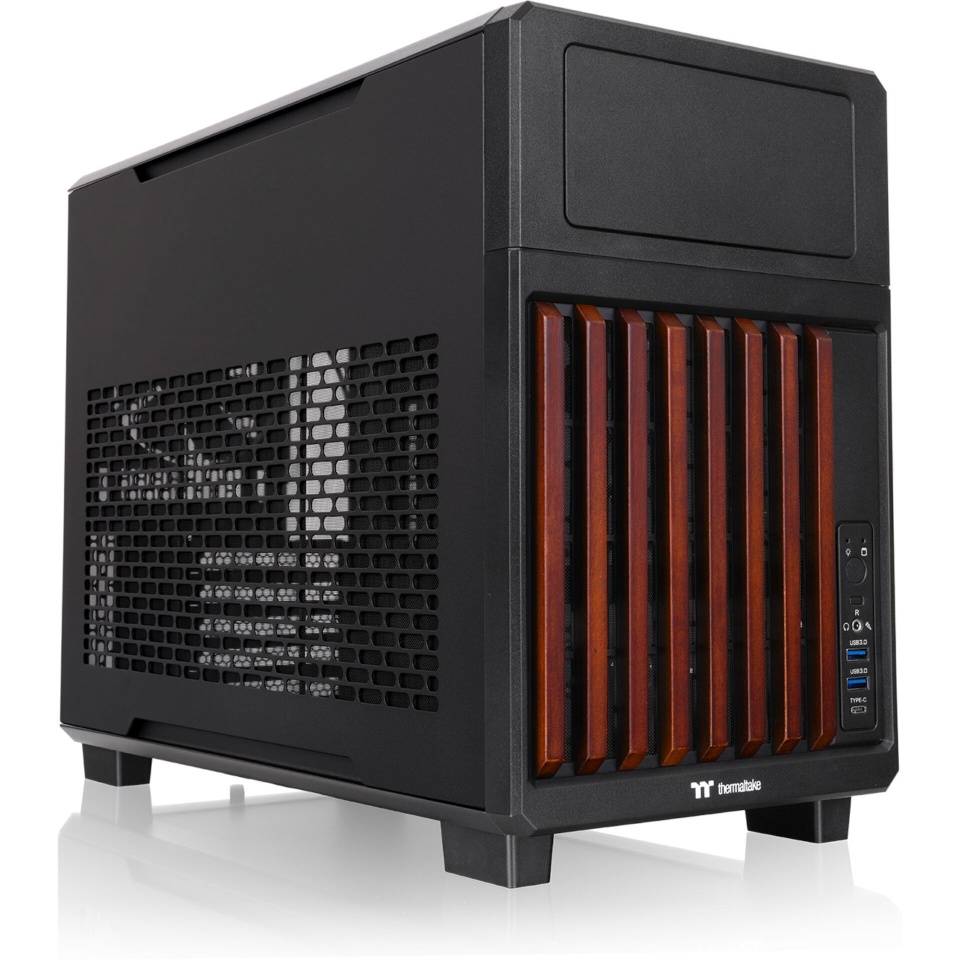 Thermaltake korpus TR200 WS
