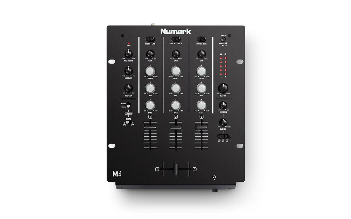 Numark DJ mikserpult M4