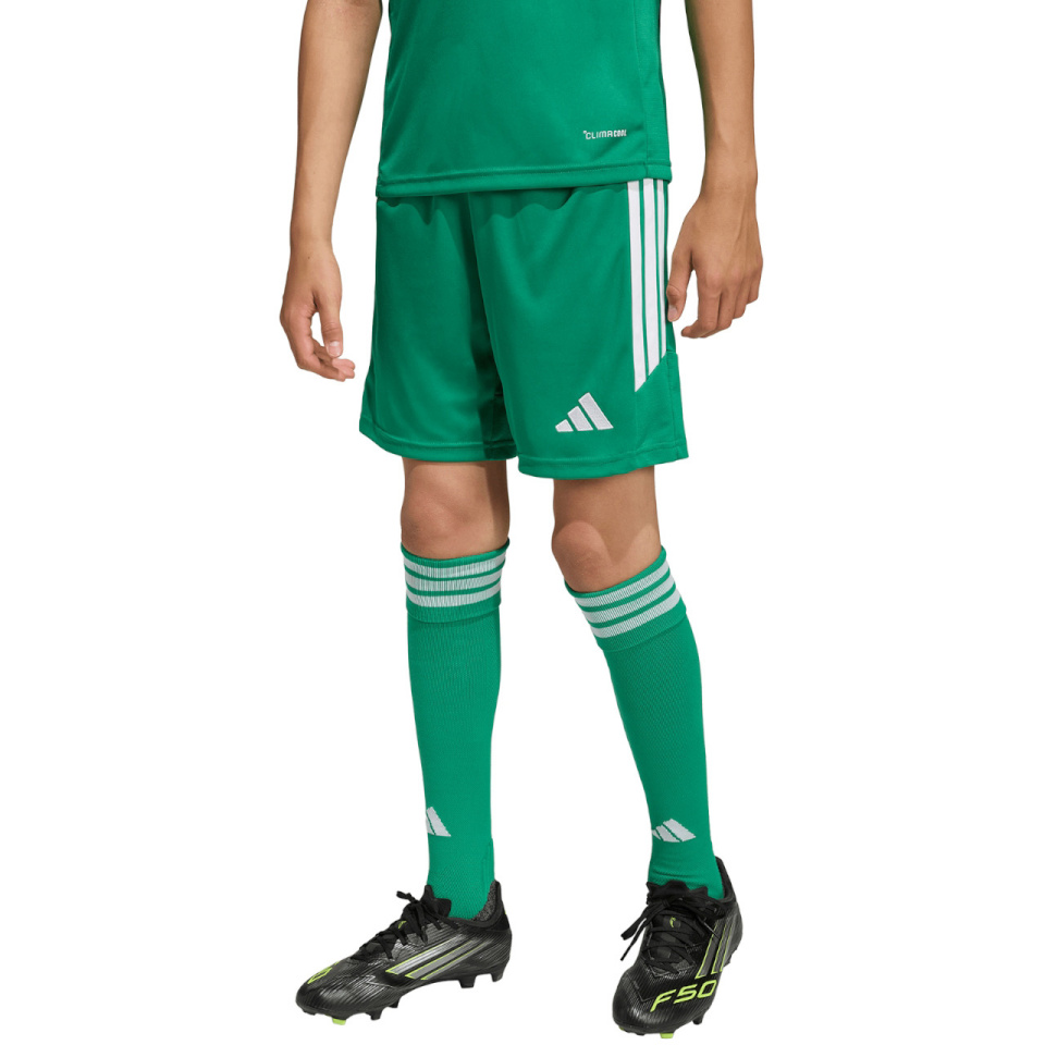 Lühikesed püksid Kids Adidas Tiro 26 League roheline KA8812 140cm