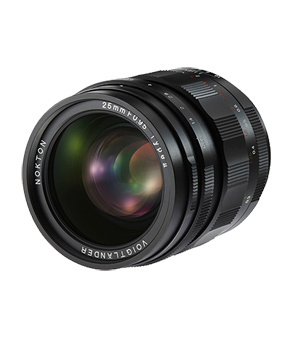 Voigtländer Nokton 0,95/25 mm II MFT, must objektiiv