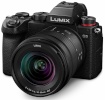 Panasonic Lumix DC-S5 + Lumix S 20-60mm must