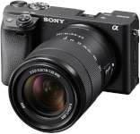 Sony a6400 + 18-135mm OSS must