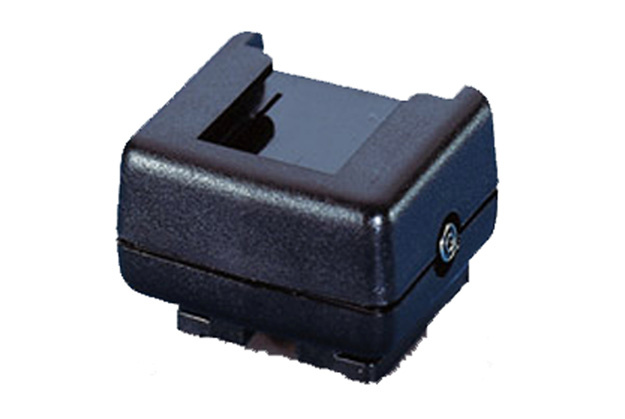 Kaiseri välklambi adapter keskmise kontaktiga