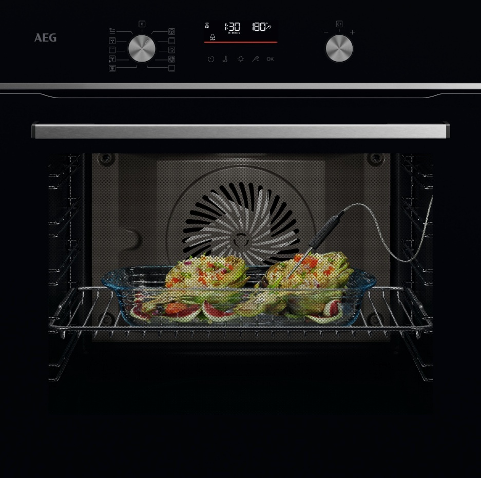 AEG integreeritav ahi OA5CB531AB Series 5000 SurroundCook with SteamBake Built-In Oven, must