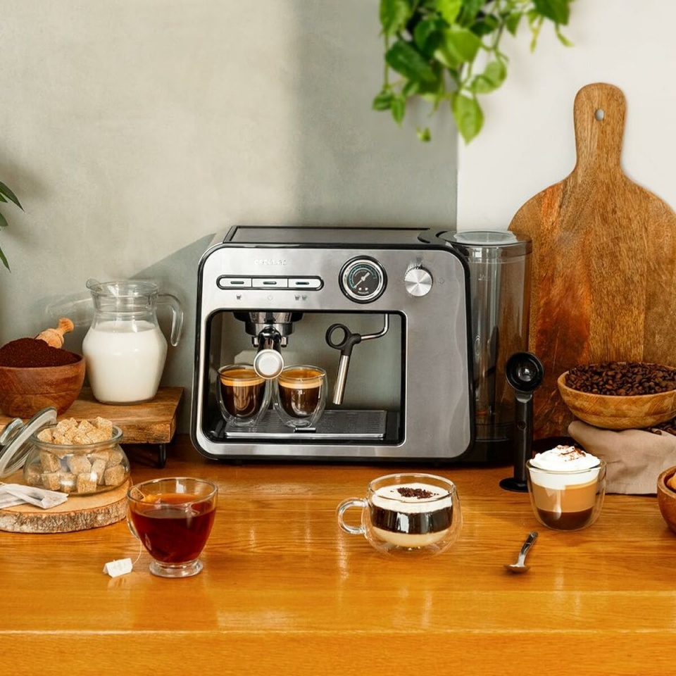Cecotec espressomasin Power Espresso 20 Square Pro