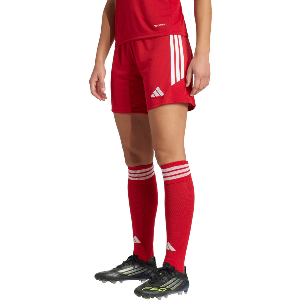 Lühikesed püksid Damskie Adidas Tiro 26 League punane KA8810 L