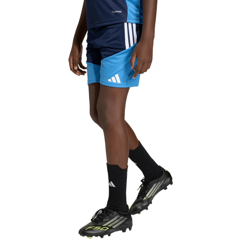 Lühikesed püksid Kids Adidas Tiro 26 Competition Training tumesinine-sinine JL8917 128cm
