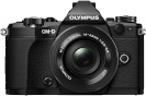 Olympus OM-D E-M5 Mark II + 14-42mm must