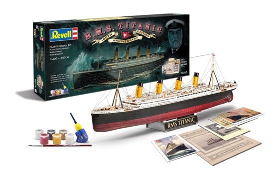 Revell mudellaev R.M.S. Titanic 100th Anniversary