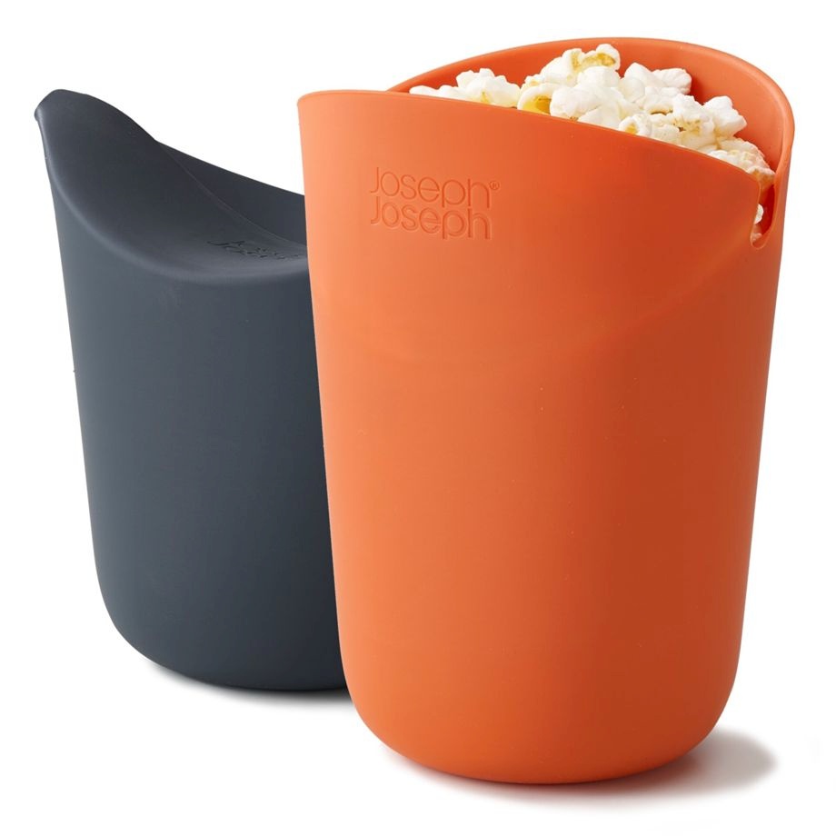 Joseph Joseph popkornivalmistaja 45018 M-Cuisine Popcorn Maker Set, 2tk, oranž/must