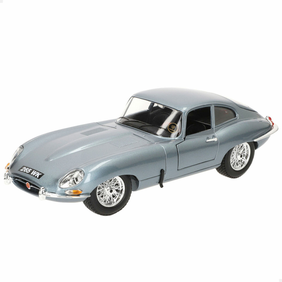 Bburago auto GT-Jaguar "E" Coupe 1961 1:18
