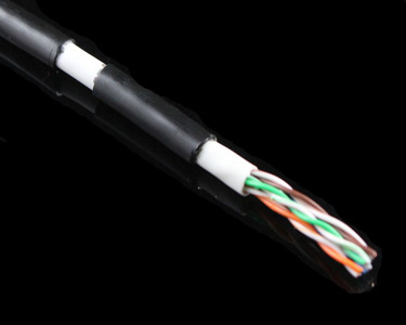 Avec võrgukaabel CAT6 U/UTP paigalduskaablirull välistingimustes kasutamiseks, 100 m, must