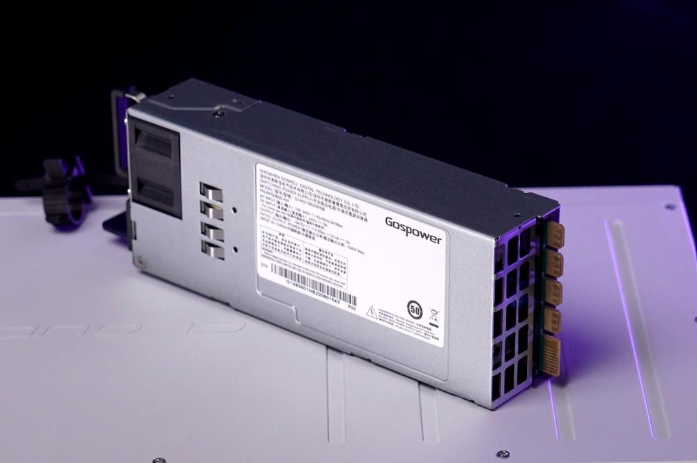 MikroTik Hot-swap 54.5V 10.35A 600W power supply for the CRS320-8P-8B-4S+RM PoE++ switch
