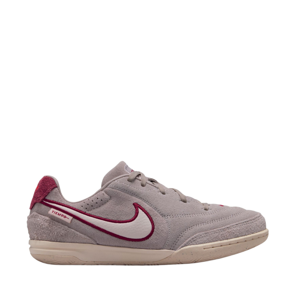 Nike jalgpallijalatsid Kids Tiempo Streetgato beež IO9608 216 suurus 38,5