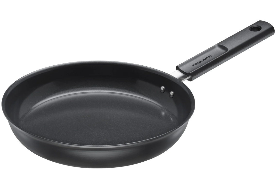 Fiskars pann Hard Face 24cm, must