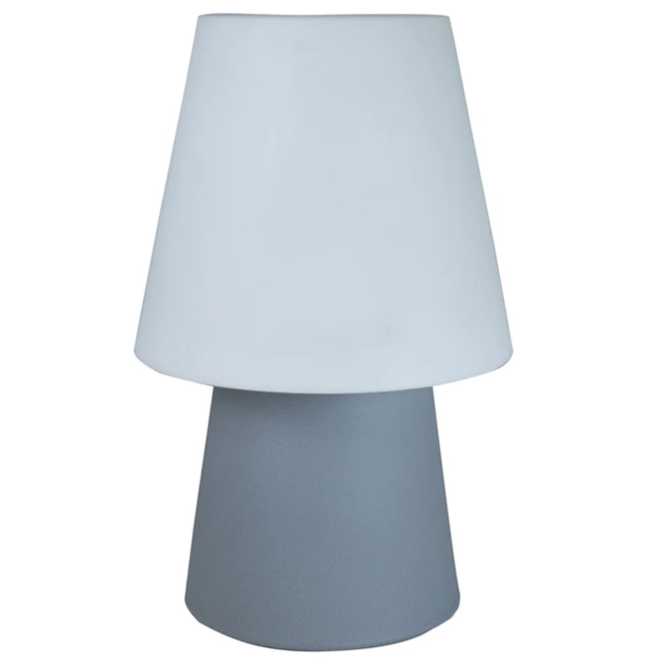 8 seasons No. 1 hall 60