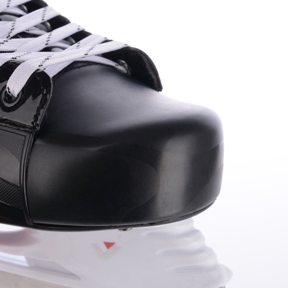 Tempish hokiuisud VOLT-T Max must - suurus 50