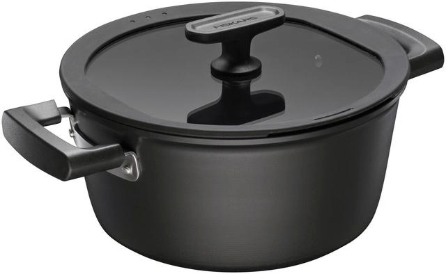 Fiskars pott Hard Face with Lid, 3.5L, must