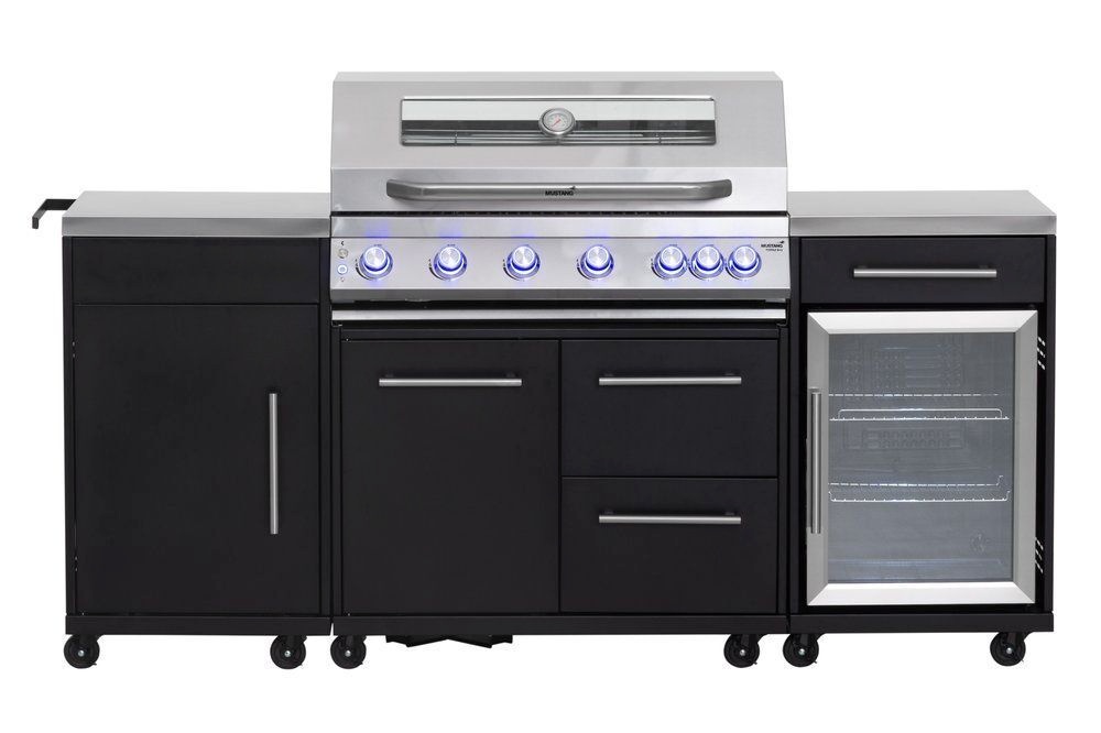 Mustangi gaasigrill Topaz 6+1 ja suveköök külmkapiga