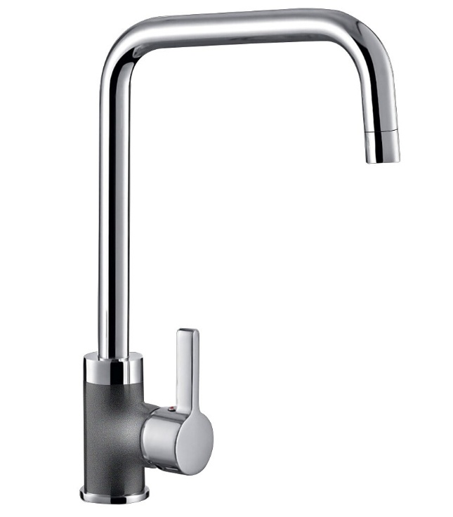 Pyramis segisti Silvio Duo Griffin, Granite, hall