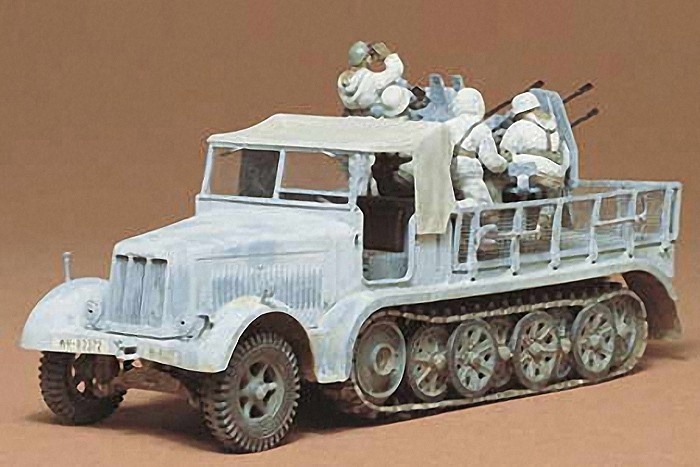 Tamiya liimitav mudelauto German 8T Half Track Sdkfz 7/1
