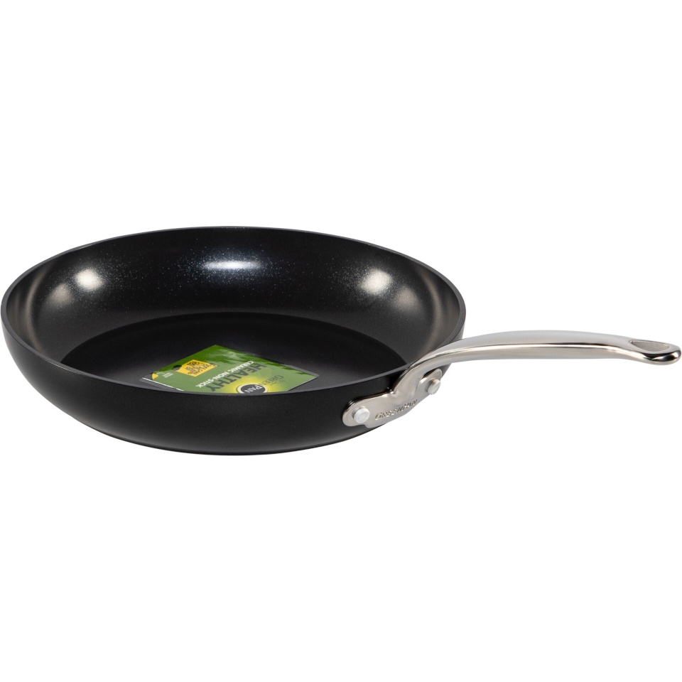 GreenPan Barcelona 3-Piece Frying Pan Set must