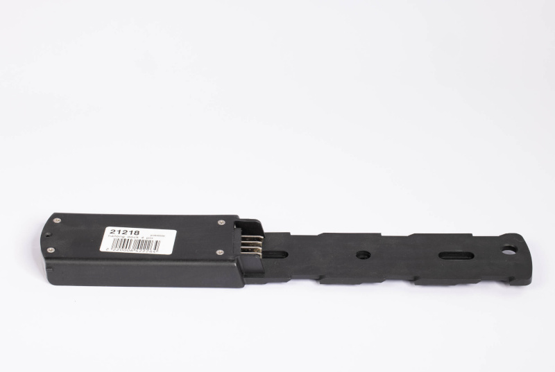 Hailong dokk ja pistik 4 kontaktiga, varuosa