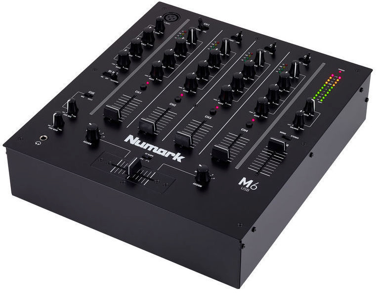 Numark M6 USB DJ-mikser