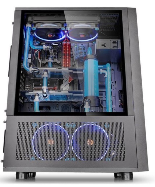 Thermaltake korpus Core X71 TG Tempered Glass
