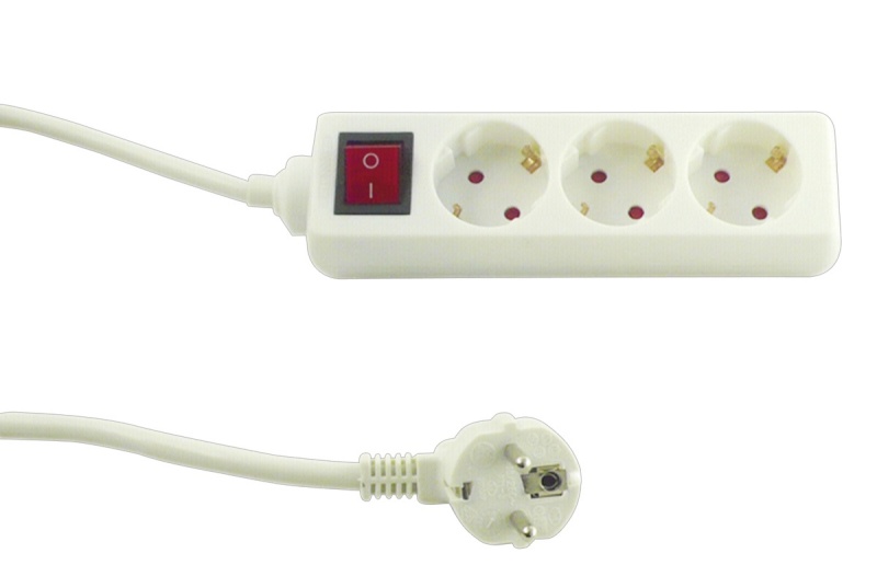 REV pikendusjuhe Socket line 3-socket with switch,1.4m, valge