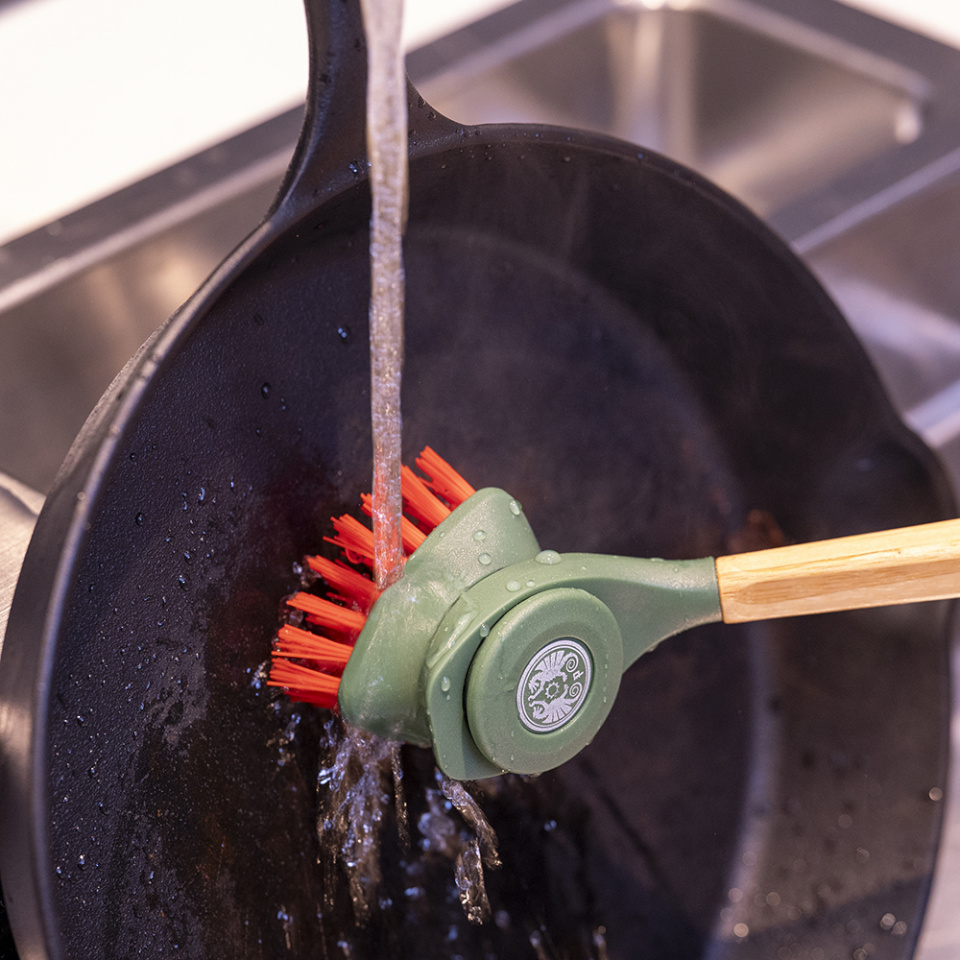 PETROMAX Cast iron brush set