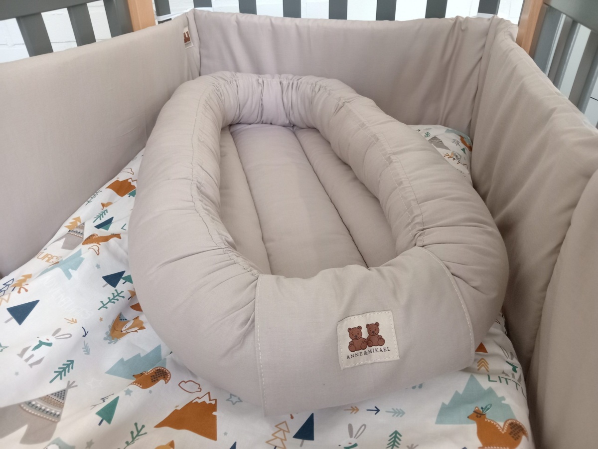 Anne & Mikael voodi Baby nest basic, beež