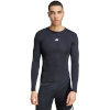 Adidas Teamwear T-särk meestele Techfit Long Sleeve must JP2944 suurus M