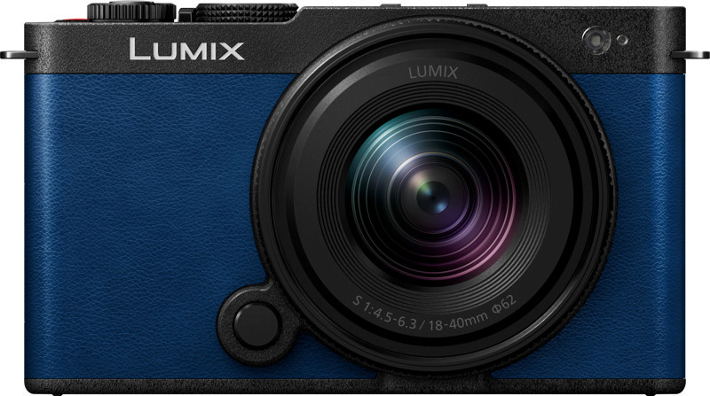 Panasonic Lumix DC-S9 + 18-40mm night blue