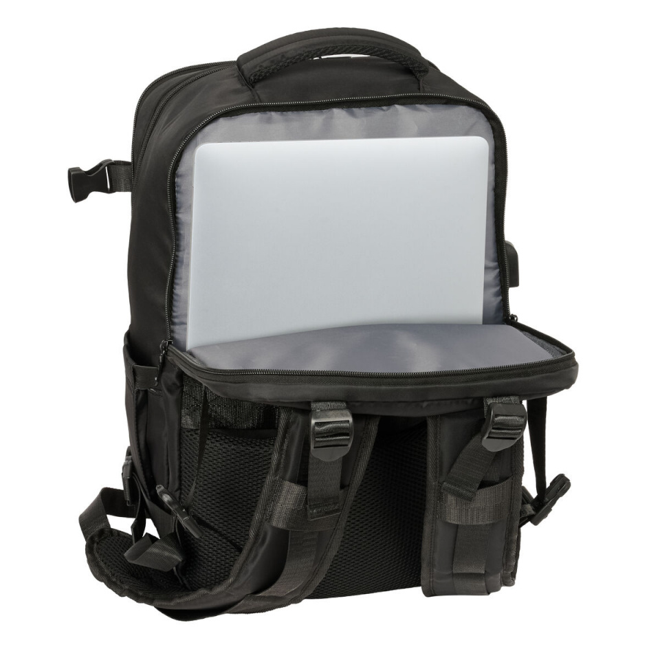 F.C. Barcelona seljakott meresinine